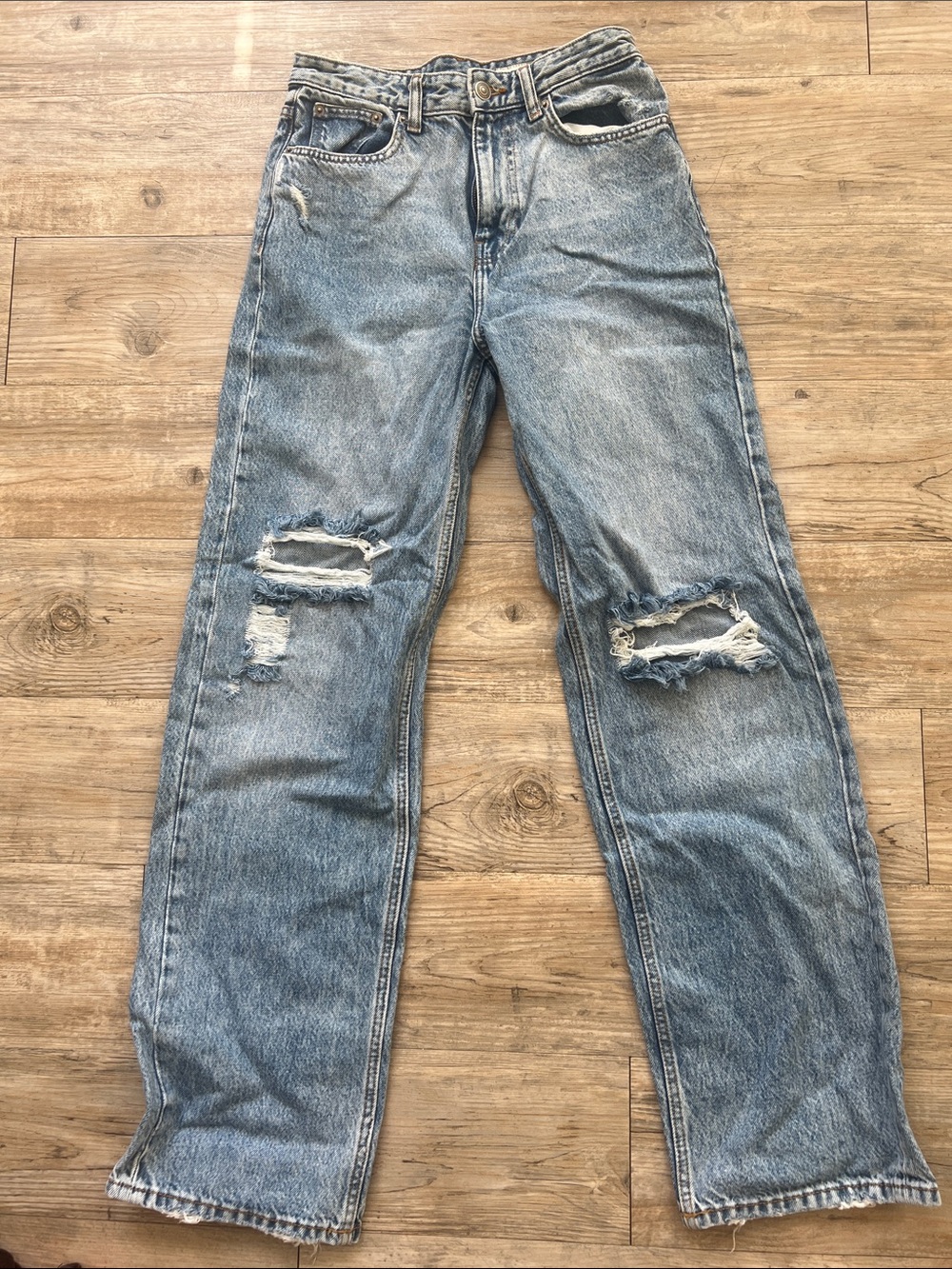 Distressed Light Blue Women's Straight-Leg Jeans
